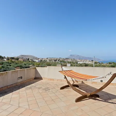 Guesthost - Countryside Sicily House Apartment Custonaci